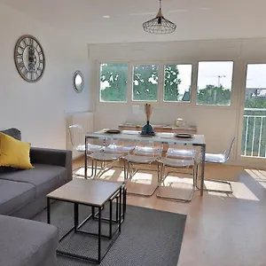 Spacieux Avec Balcons, 4 Chambres, Espace & Confort, Centre Gare Apartamento